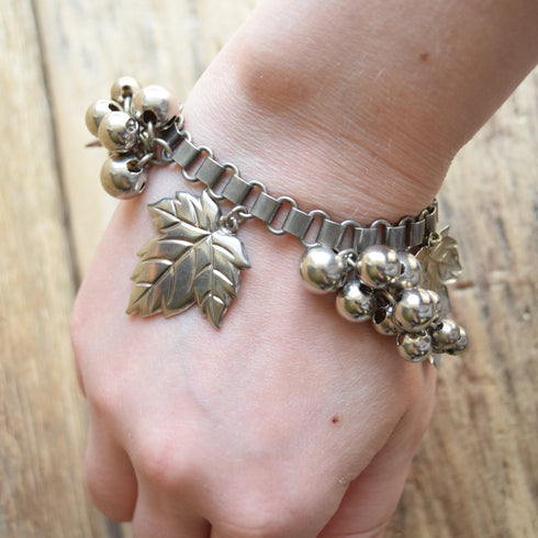 Dangle Grape Bracelet